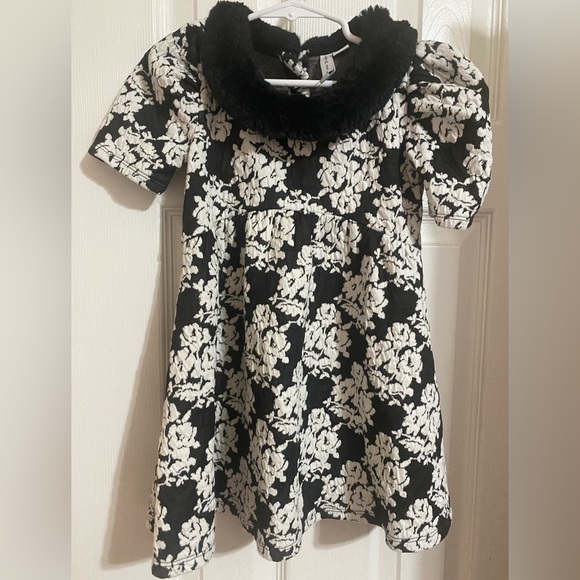 Janie and Jack Other - Janie and Jack Faux Fur Floral Jacquard Dress